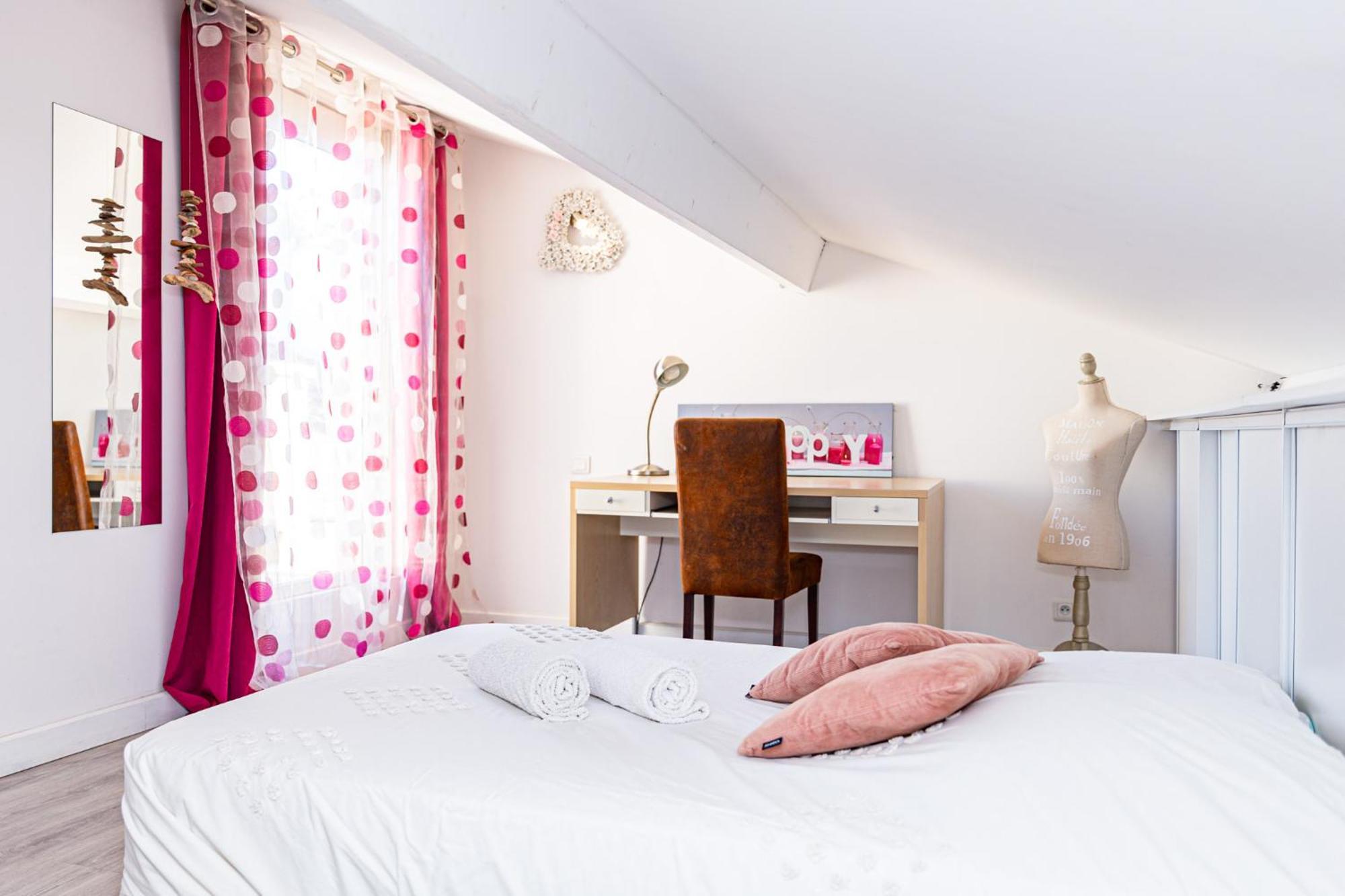 La Nuit Etoilee Aparthotel แซ็ง-มาร์ตอง-เดอ-ครูว์ ภายนอก รูปภาพ